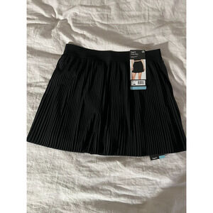 Gap Fit Pleated Skort, inner shorts with pockets elastic waist